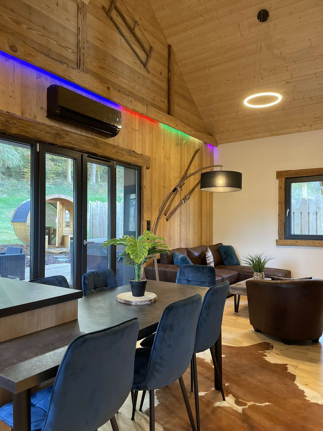 Espace repas du chalet ZEN1